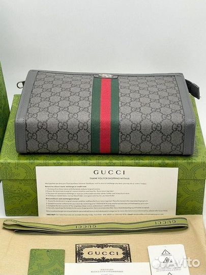 Новая косметичка-клатч Gucci