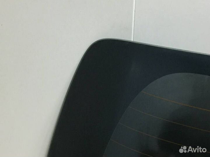 Стекло заднее Toyota Yaris P90 2005-2011