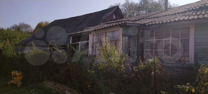 Дом 33 м² на участке 30 сот.