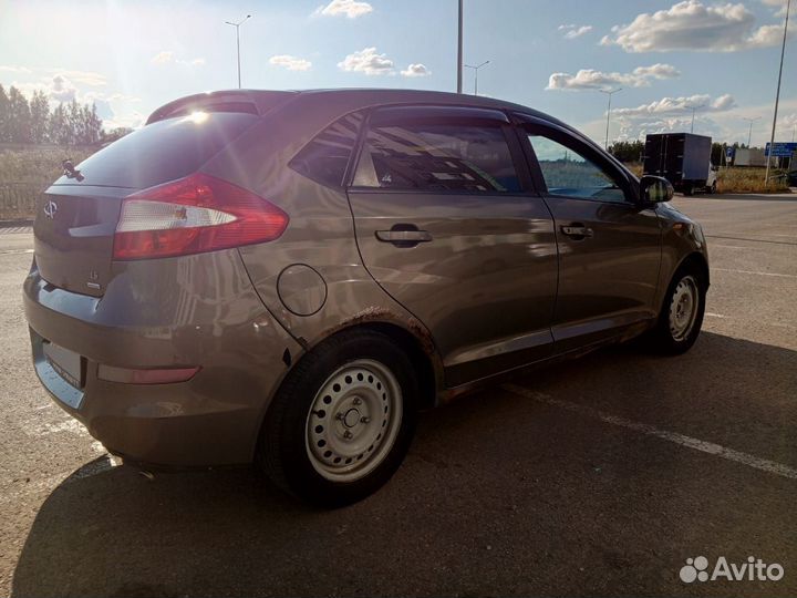 Chery Very 1.5 МТ, 2012, битый, 131 500 км