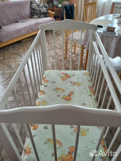 Детская кроватка