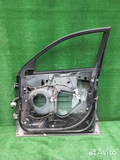 Дверь передняя правая chrysler pacifica