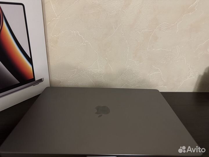 Apple MacBook Pro 16