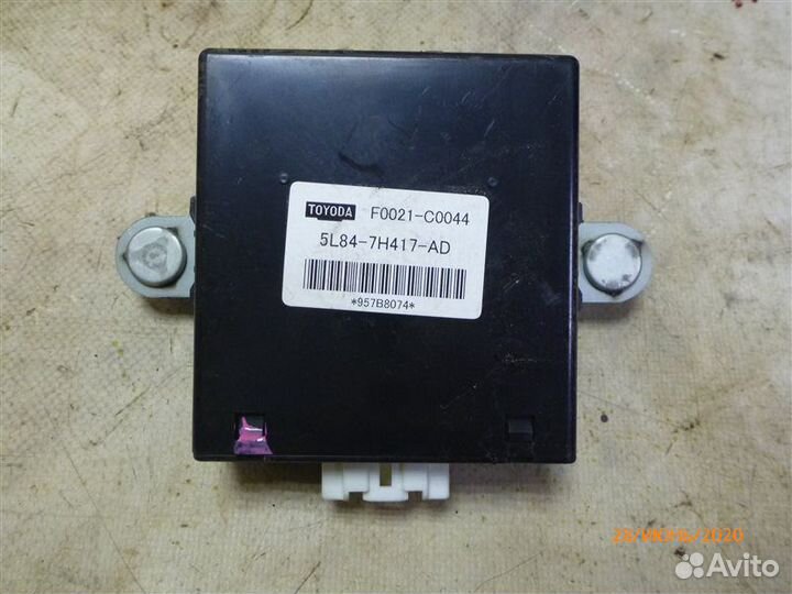 Блок управления раздаткой Ford Maverick TM1 AJ6