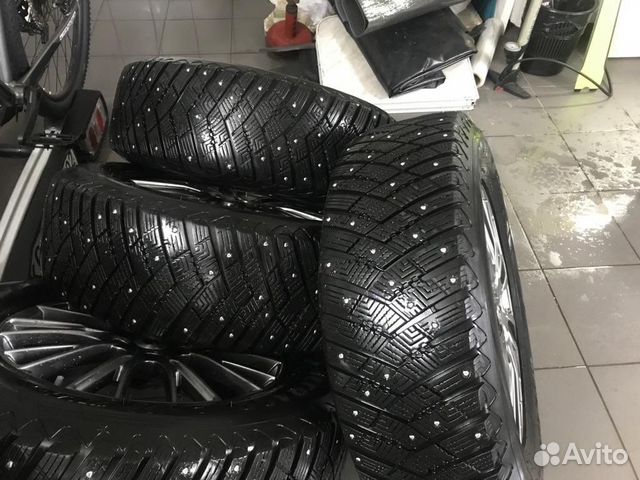 Goodyear Ultragrip Ice Arctic 235/65 R17