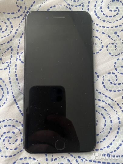 iPhone 8 Plus, 64 ГБ
