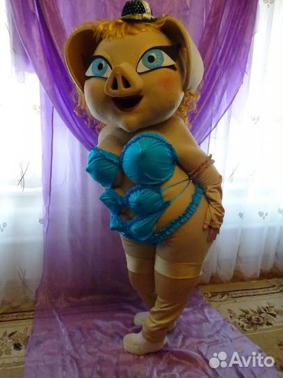 Ростовая кукла поздравит