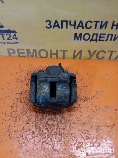 Суппорт передний левый Renault Logan 1 2004-2014