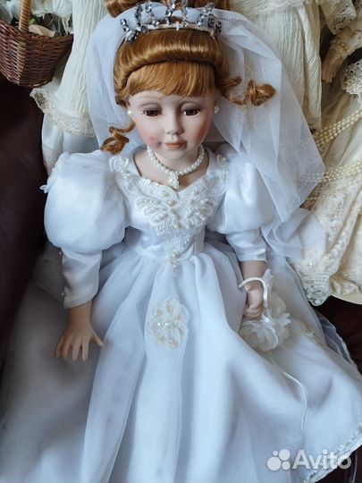 Кукла фарфоровая Невеста