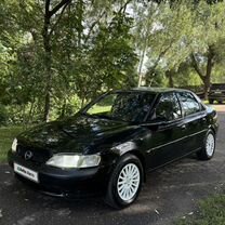 Opel Vectra 1.8 AT, 1999, 175 000 км, с пробегом, цена 195 000 руб.