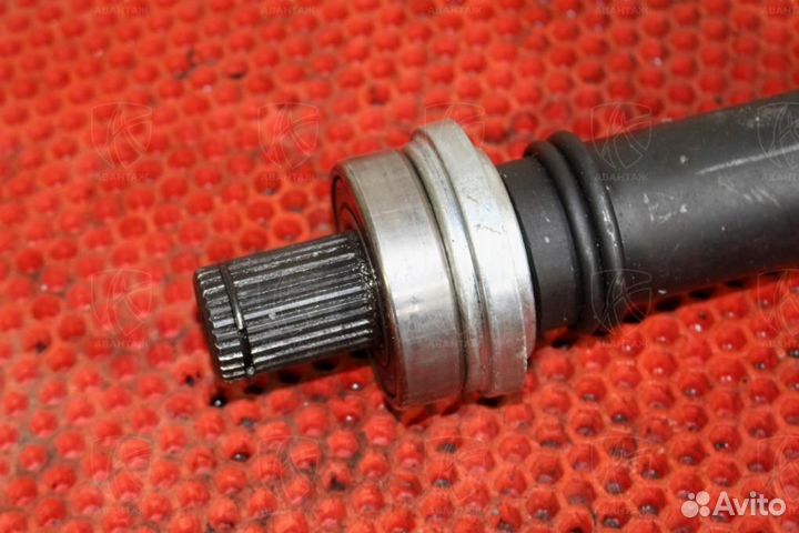 Приводной вал передний правый Mazda 3 BK+BL