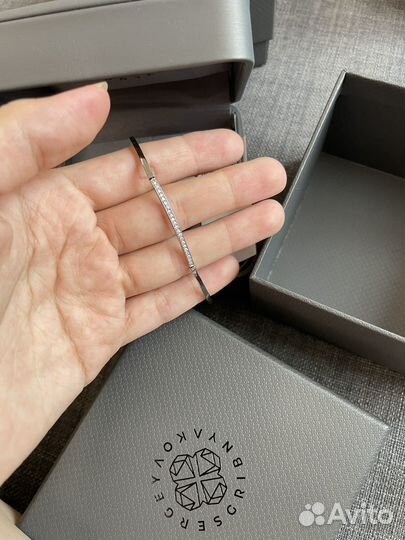 Браслет из белого золота с бриллиантами