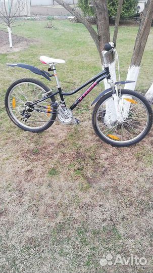 Подростковый велосипед Trek MT220 Girl