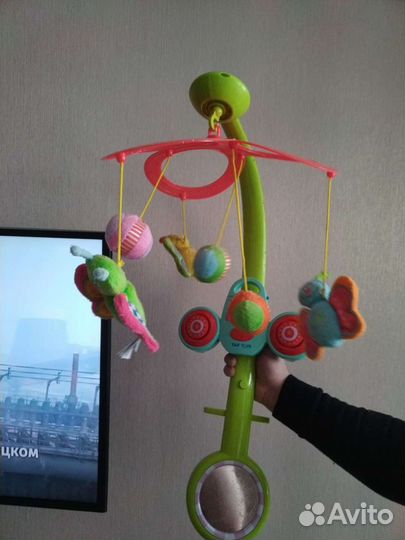 Музыкальная карусель на кроватку