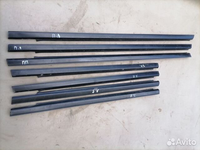 Наружный уплотнитель стекла Nissan Almera N15