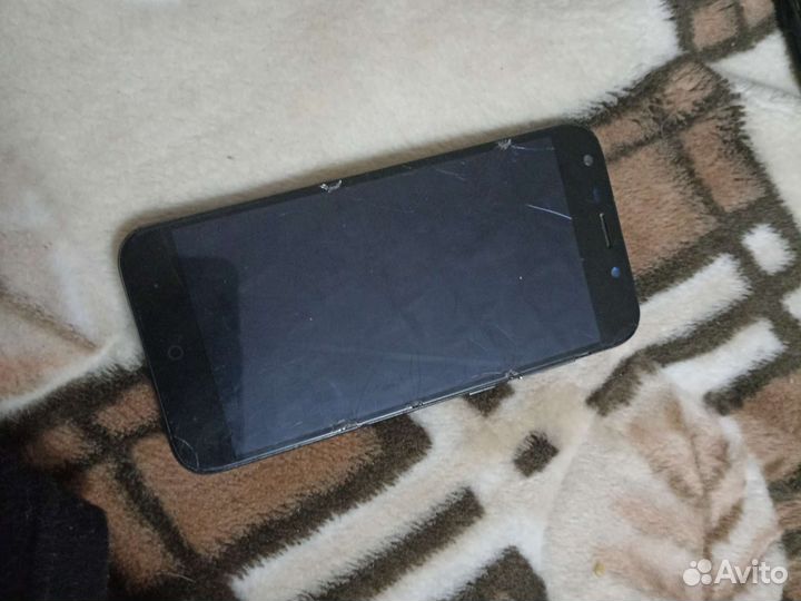 ZTE Blade A6, 3/32 ГБ