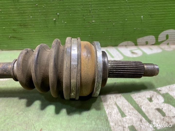 Привод передний Subaru Impreza GC8 1997