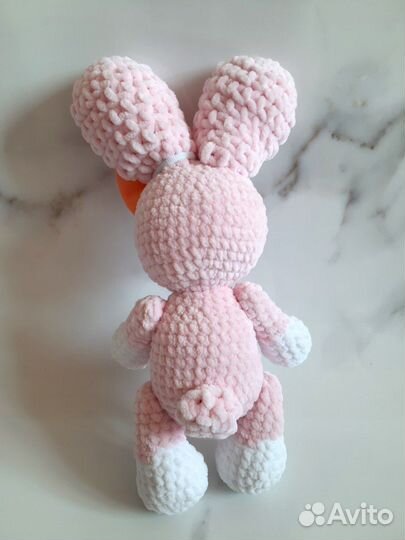 Вязаная игрушка Зайка Молли