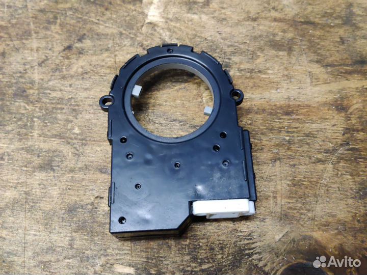 Датчик угла поворота руля Toyota LC200 2016г