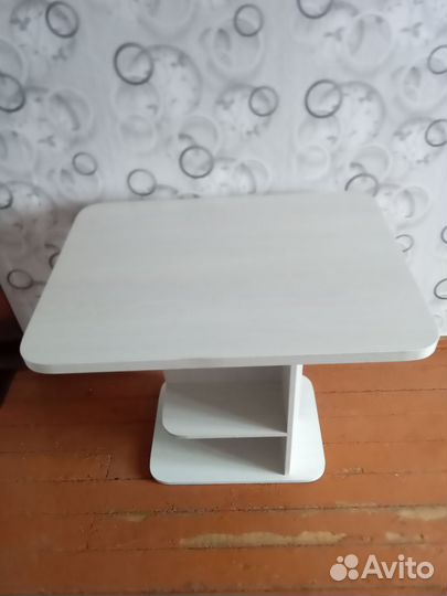 Кухонный стол