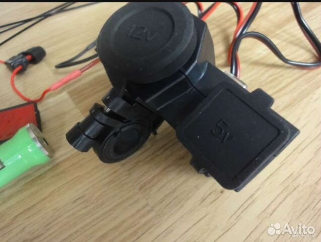 USB розетка на руль мотоцикла