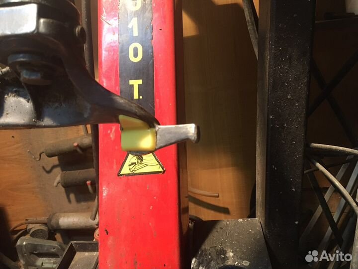 Вставка в монтажную головку ш/м станка