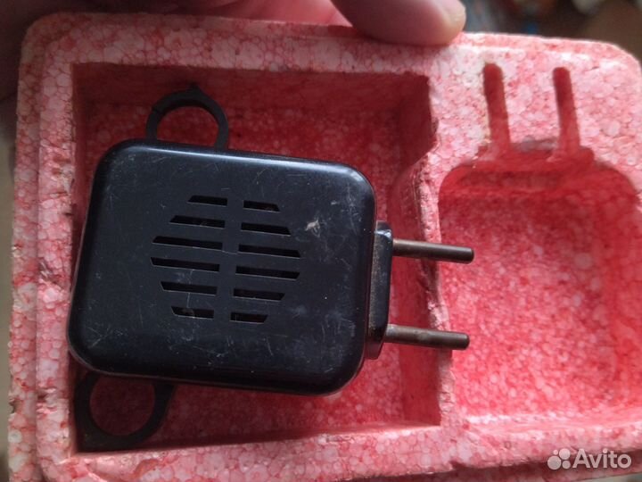 Коробка зарядка Космос радиоприемник