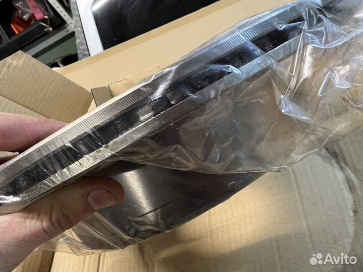 Диск тормозной задний перфориванный Паджеро 4