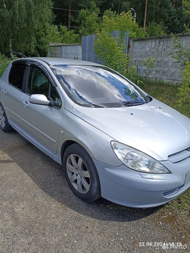 Peugeot 307 2.0 AT, 2003, 206 600 км