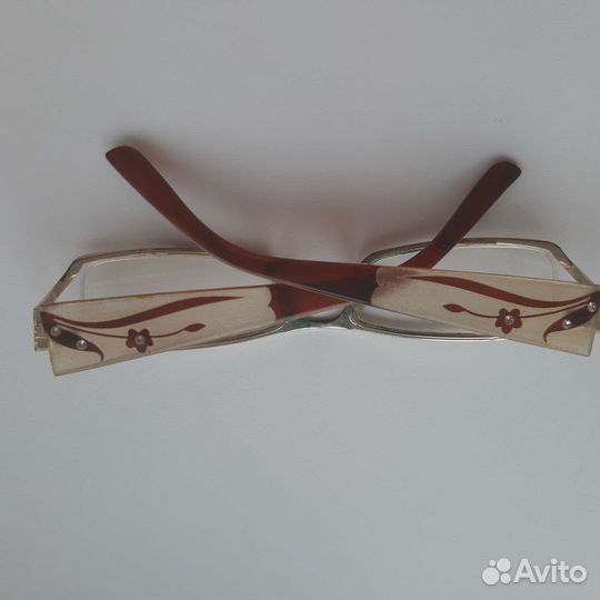 Очки женские с диоптриями -2,5