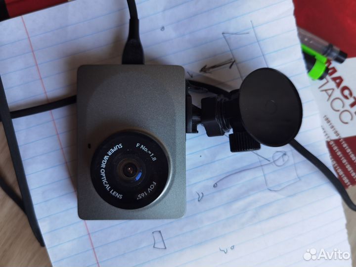 Видеорегистратор yi SMART dash camera