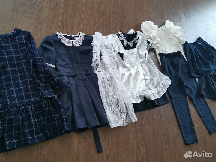 Школьная форма для девочки 128 134 пакетом синяя