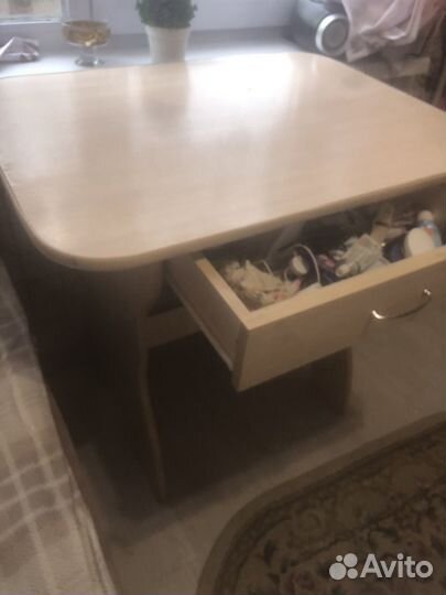 Кухонный стол