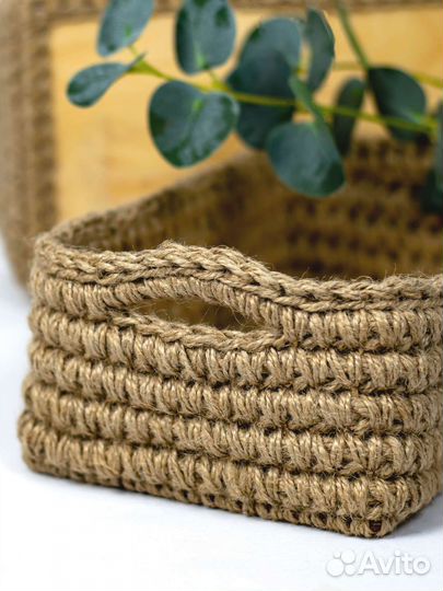 Корзина плетеная