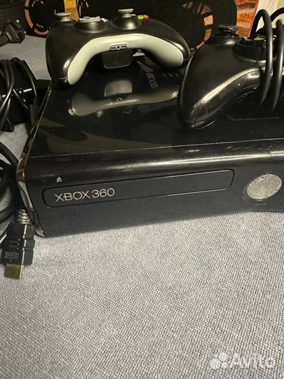 Xbox 360 Slim 320 gb