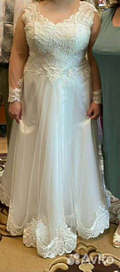 Свадебное платье