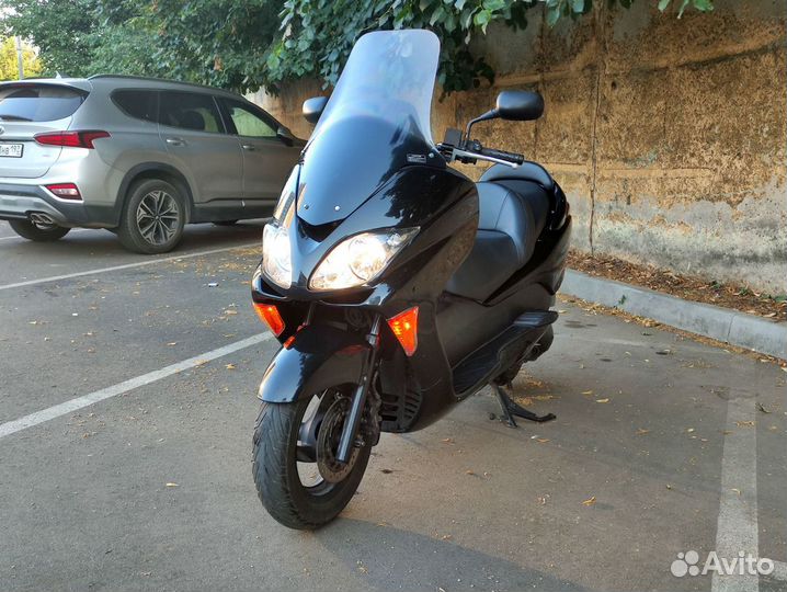 Honda Forza MF08