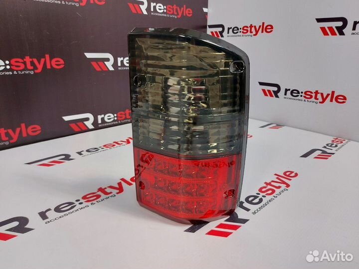 Стопы Nissan Safari 60 Красно-Черные Диодные K2264