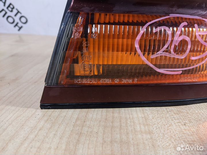 Стоп сигнал Nissan Cefiro