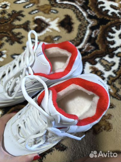 Кроссовки зимние