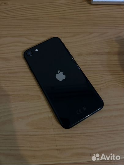 iPhone SE (2020), 64 ГБ