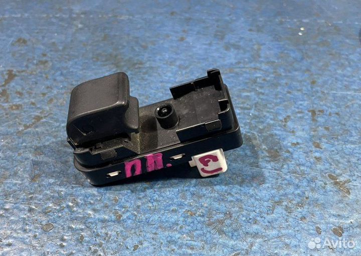 Кнопка стеклоподъемника Mazda 6 GJ