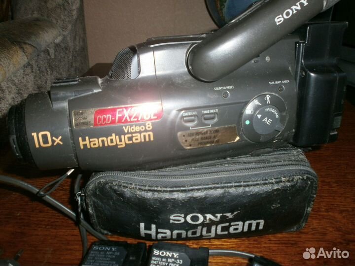 Видеокамера Sony video8 Handycam