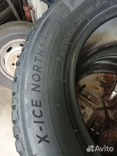 Michelin X-Ice North 4 SUV 255/55 R18 109T