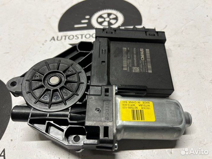 Моторчик стеклоподьемника передний левый Volvo