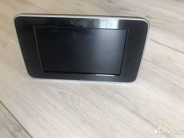 Экран на Mercedes Audio 20