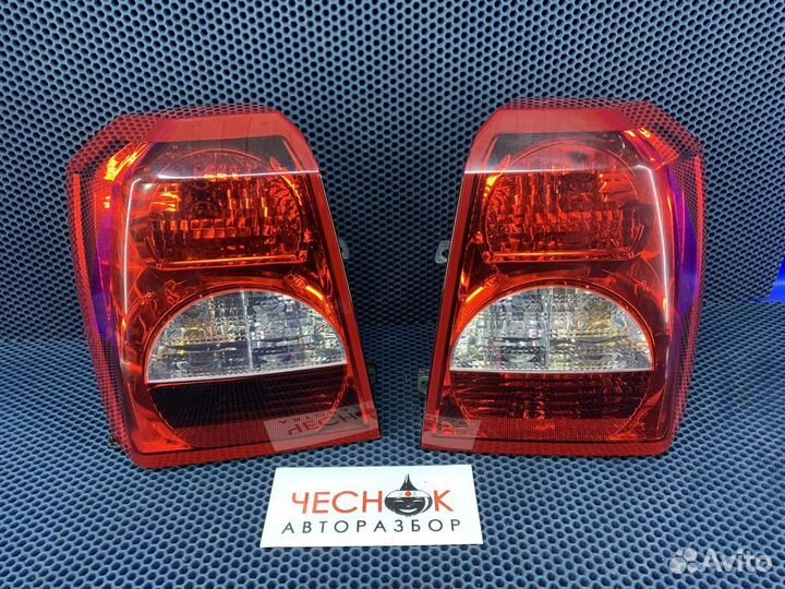 Фонари задние фары Dodge Caliber Европа