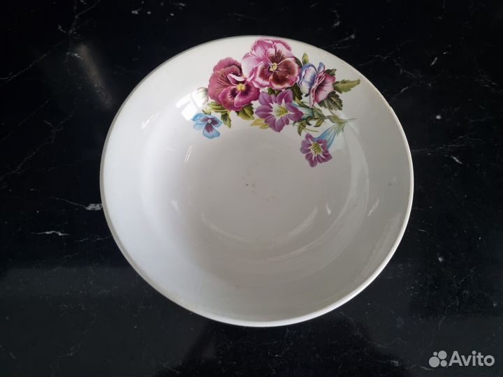 Тарелка Краснодарский фарфоровый завод СССР