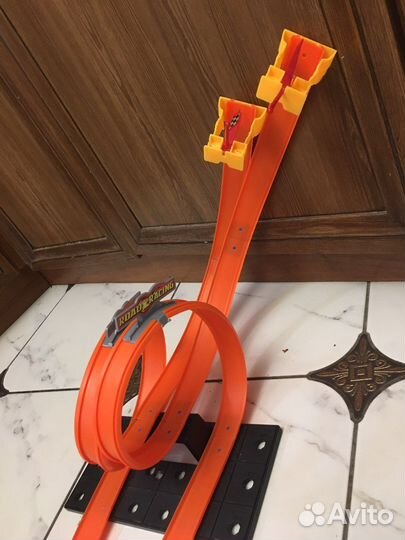 Гоночный трек