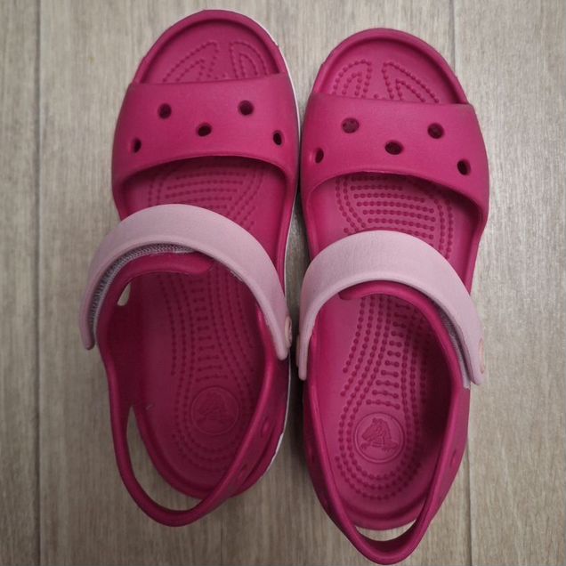 Crocs J1 для девочки